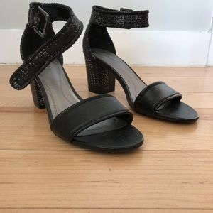 Tahari Black Sandals